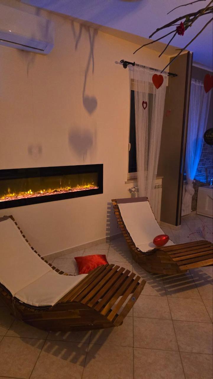 Andale Suitespa Villa Badessa Eksteriør bilde